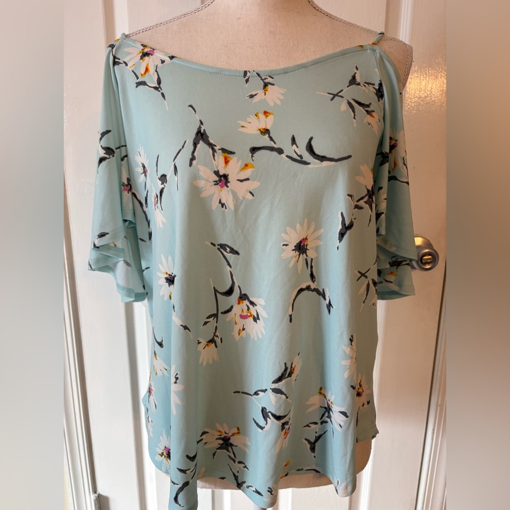 Kaileigh Floral Off-Shoulder Blouse - Light Blue